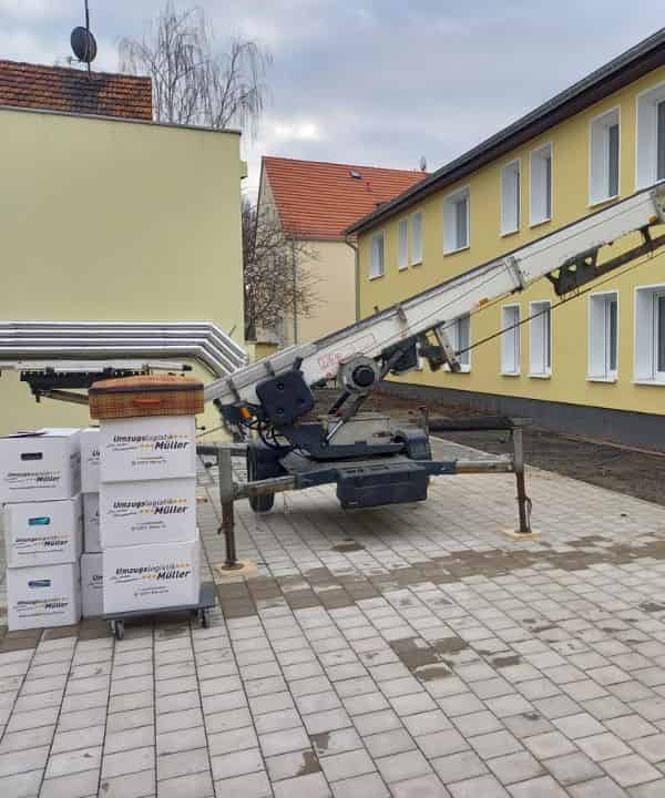 Möbellift in Landshut für den Firmenumzug